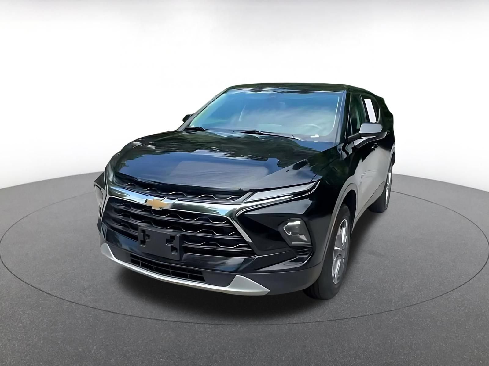 Used 2025 Chevrolet Blazer LT FWD image 6