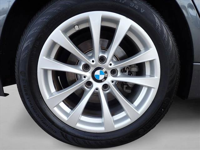Used 2018 BMW 320i xDrive Sedan AWD/4WD image 7