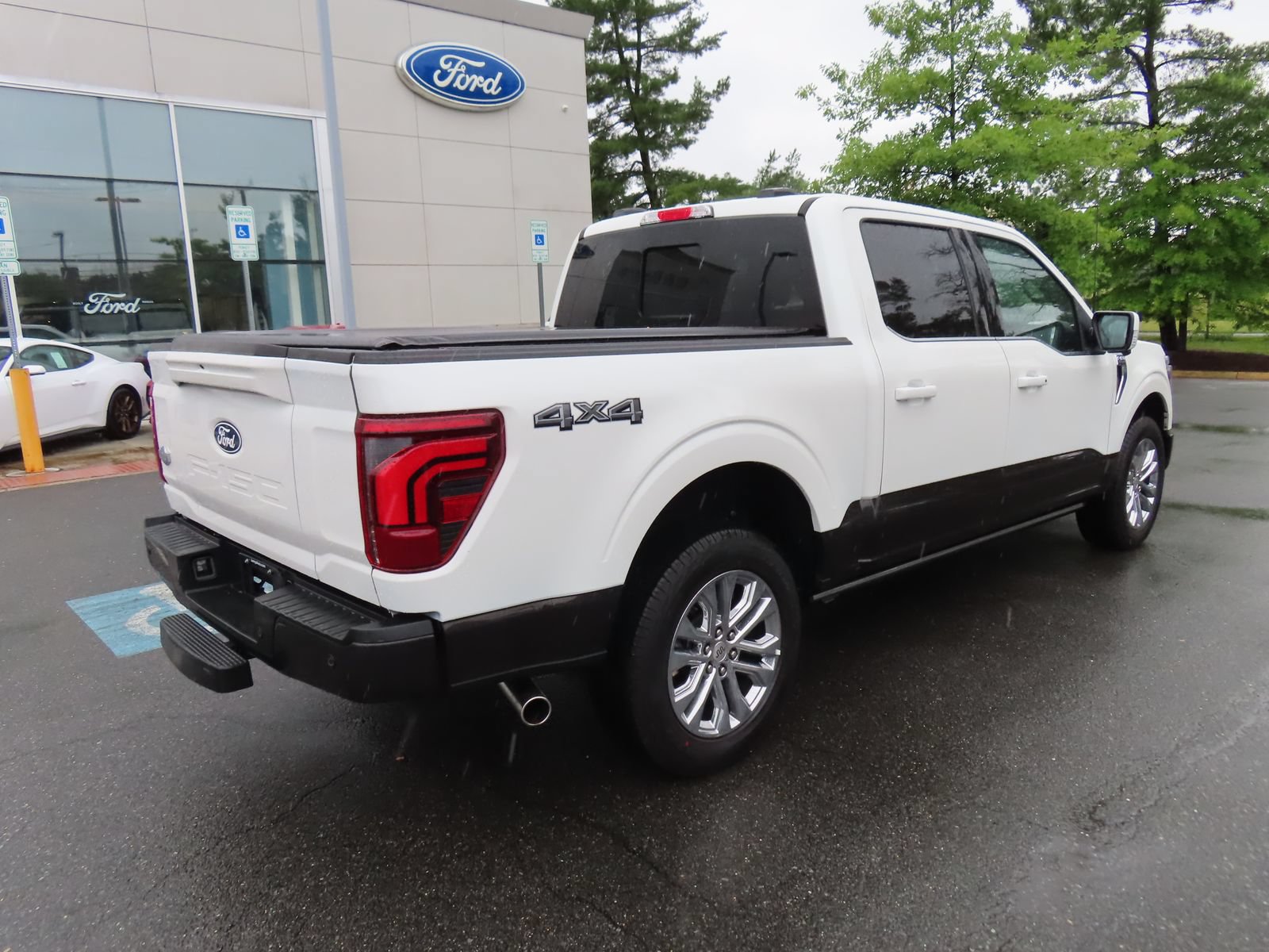 Used 2024 Ford F150 King Ranch AWD/4WD image 5