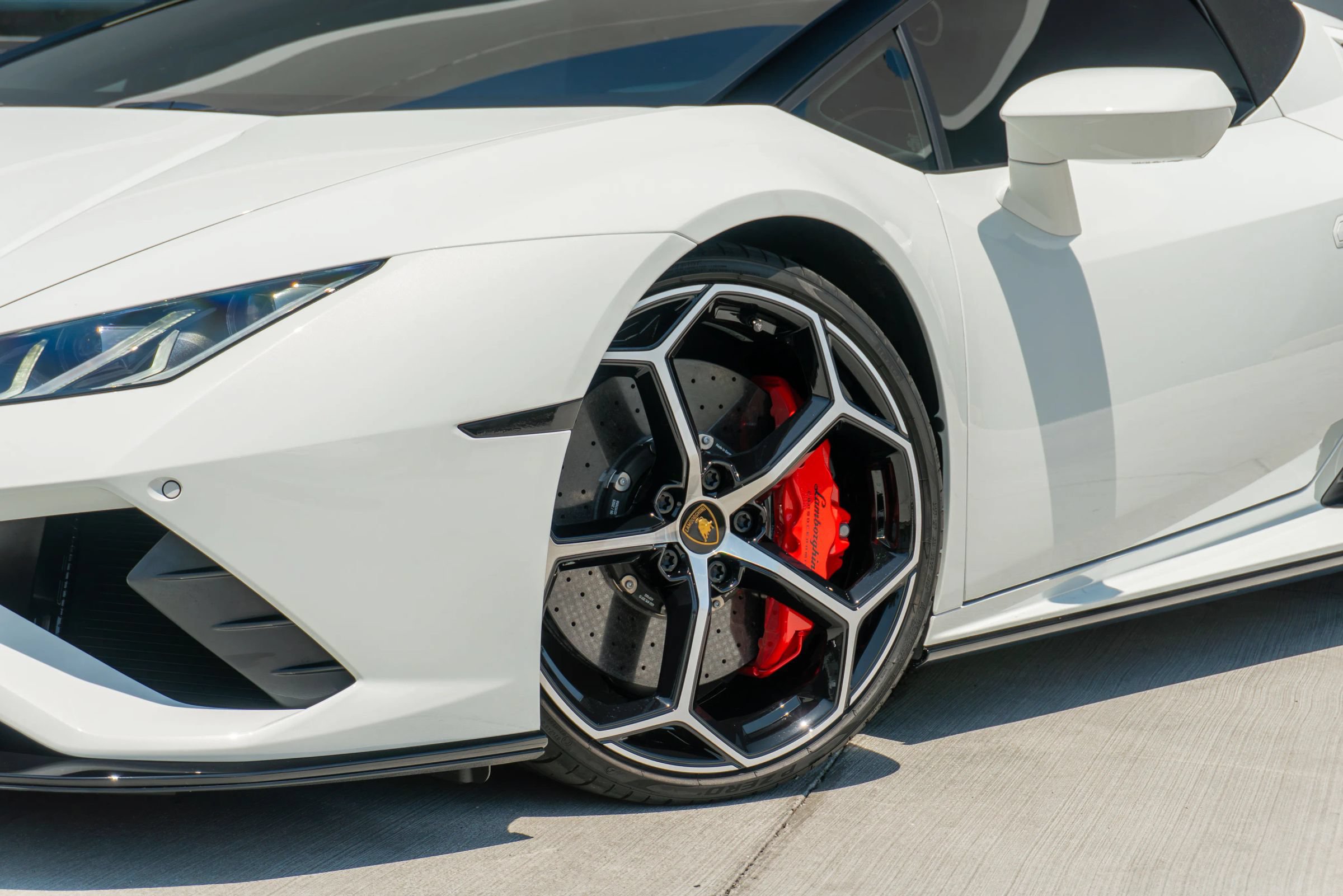 Used 2023 Lamborghini Huracan EVO RWD image 27