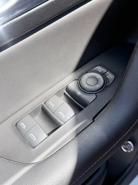 Used 2025 Chevrolet Blazer RS w/ Driver Confidence II Package FWD image 24