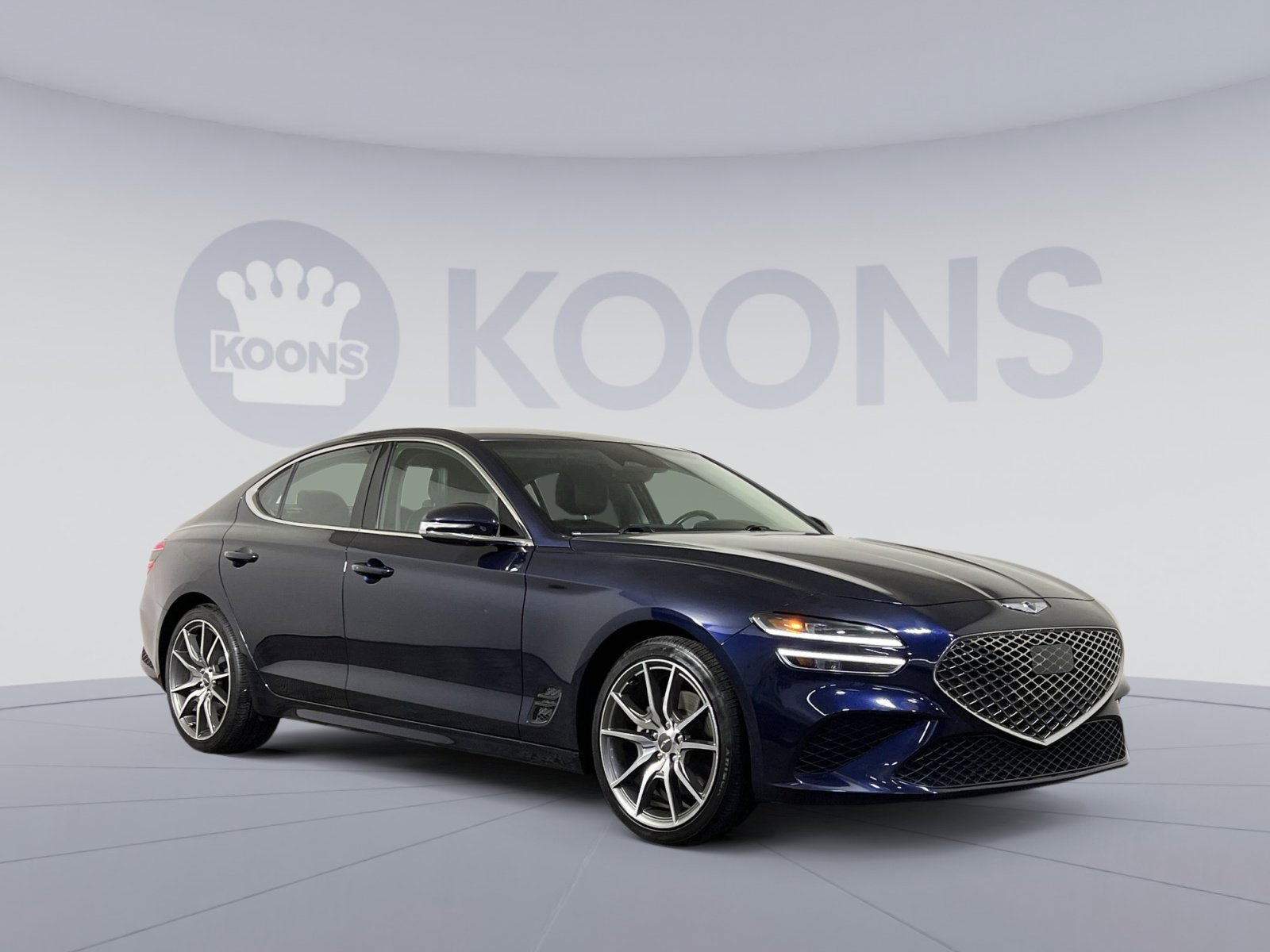 Used 2023 Genesis G70 2.0T image 8
