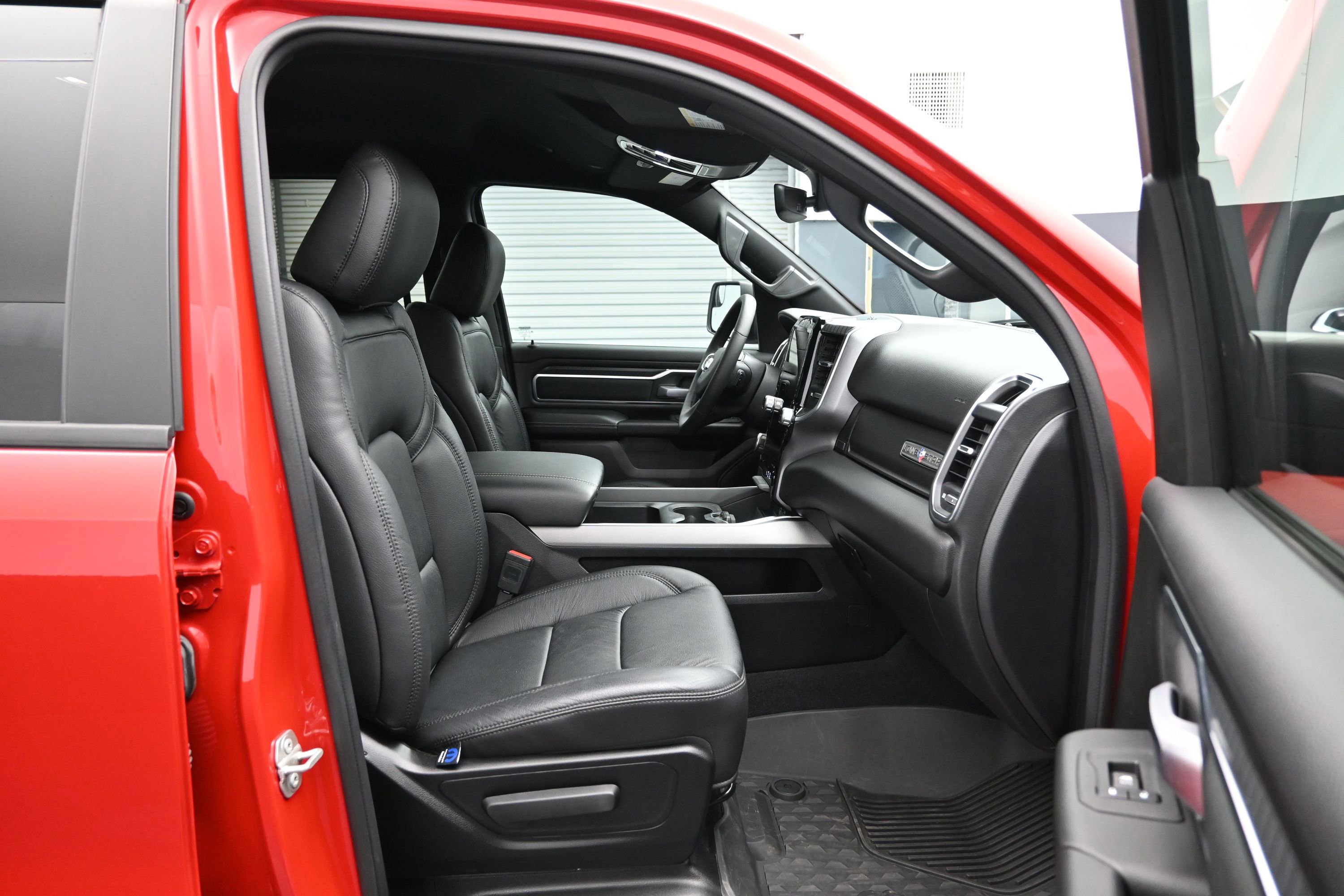 Used 2025 RAM 1500 Lone Star AWD/4WD image 13
