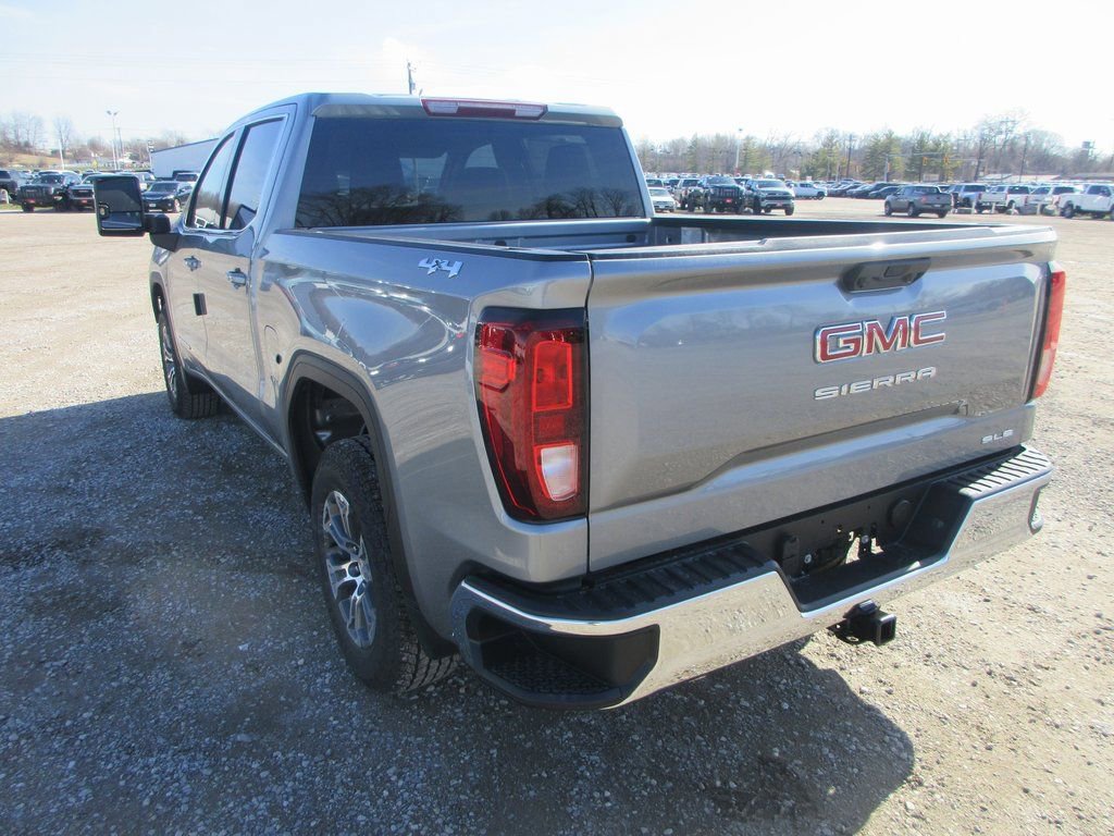 New 2026 GMC Sierra 1500 SLE w/ Max Trailering Package image 8