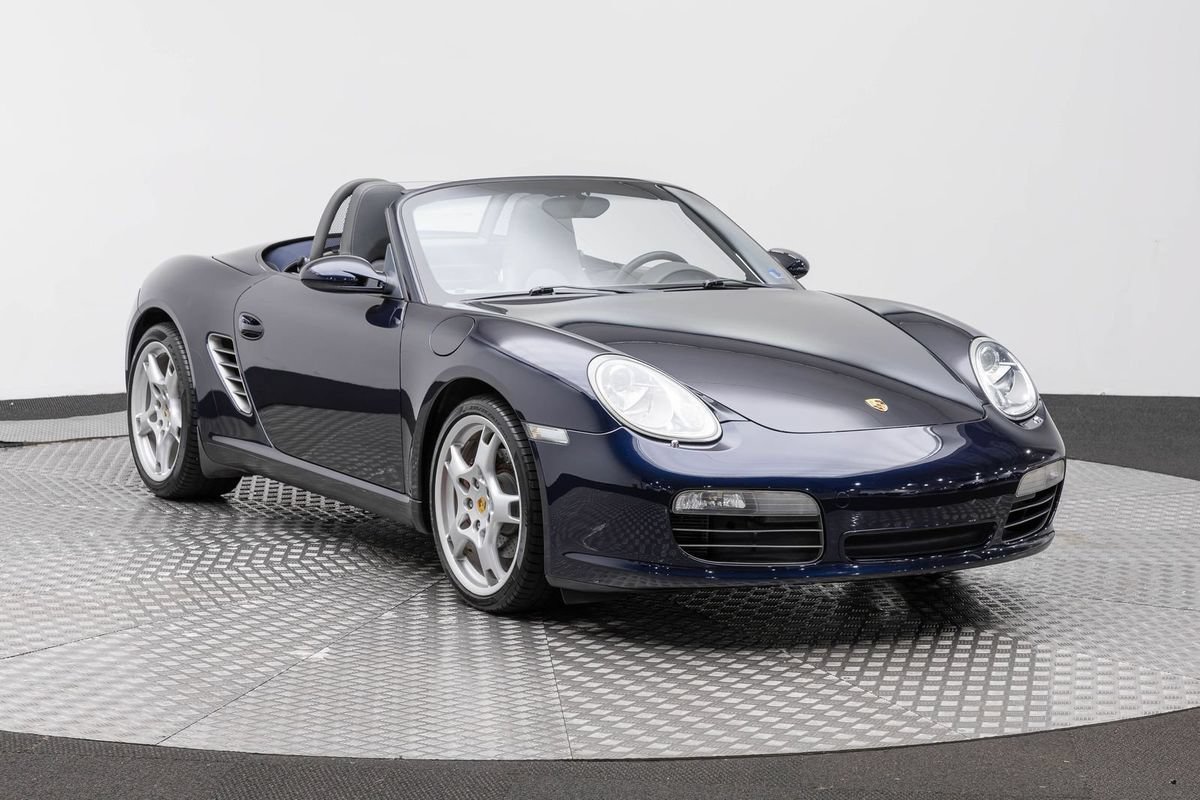 Used 2005 Porsche Boxster S RWD image 4