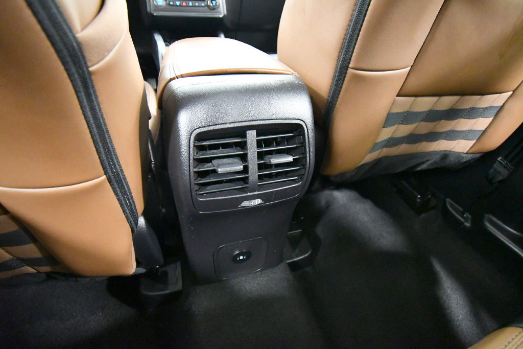 Used 2025 Ford Bronco Sport Outer Banks AWD/4WD image 16