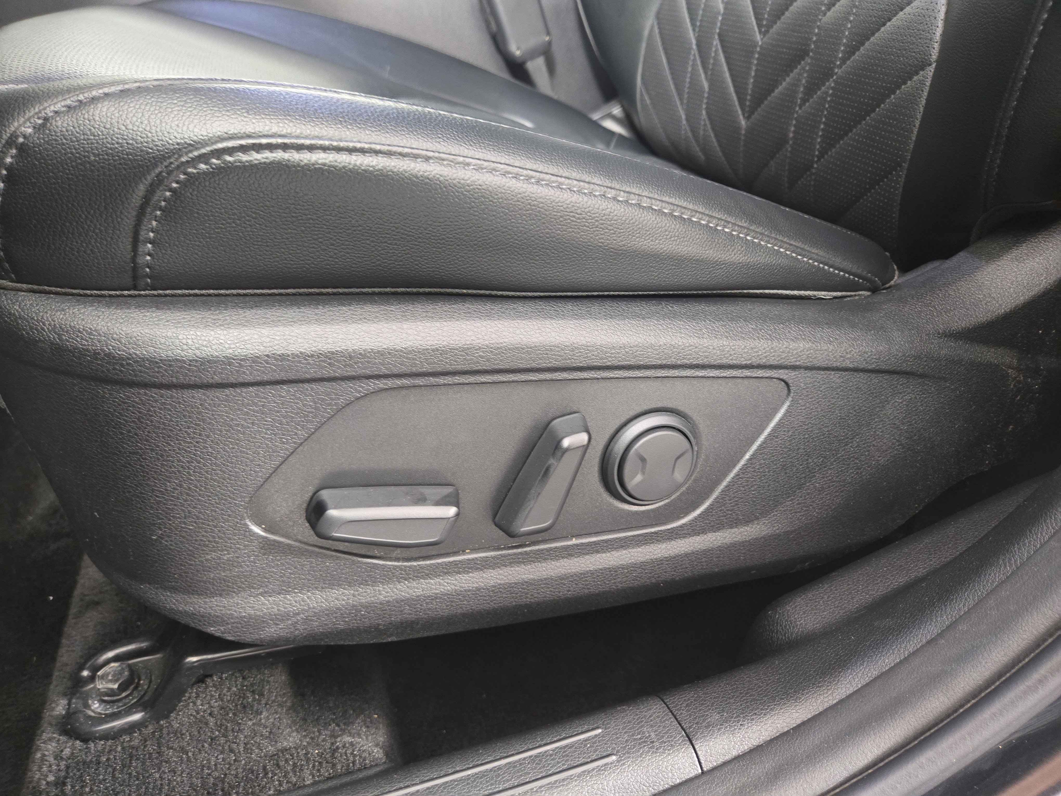 Used 2023 Kia Sportage X-Pro image 32