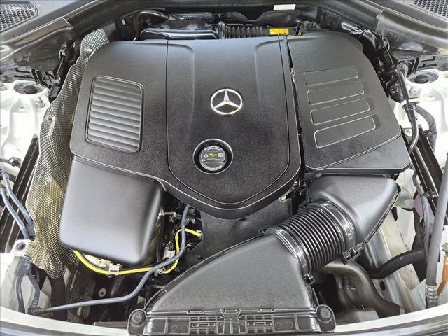 Used 2026 Mercedes-Benz GLC 300 4MATIC image 23