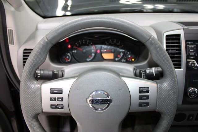 Used 2016 Nissan Frontier SV image 50