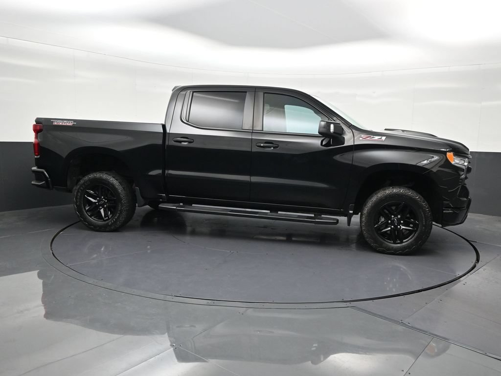 Used 2023 Chevrolet Silverado 1500 LT Trail Boss w/ LT Trail Boss Premium Package AWD/4WD image 7