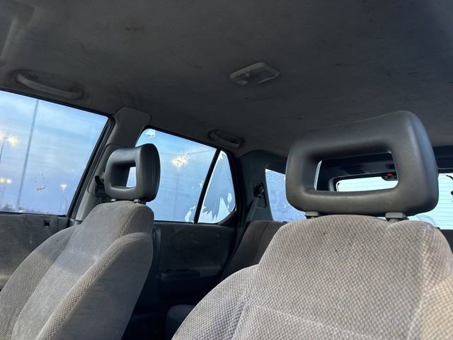 Used 1999 Isuzu Rodeo S image 14