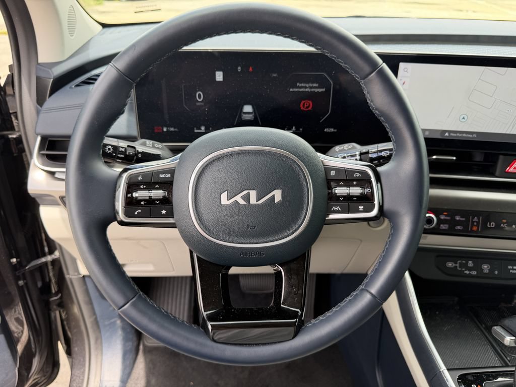 Certified 2026 Kia Carnival SX Prestige FWD image 34