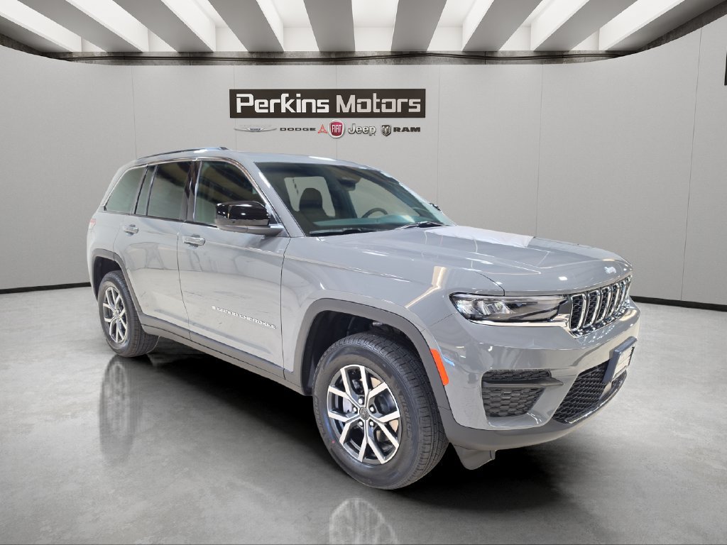 New 2027 Jeep Grand Cherokee Laredo X AWD/4WD image 7