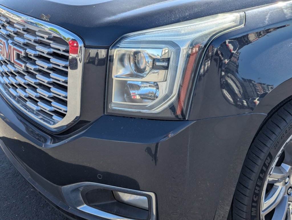 Used 2020 GMC Yukon Denali w/ Denali Ultimate Package AWD/4WD image 12