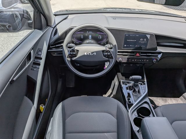 Used 2025 Kia Niro LX FWD image 15