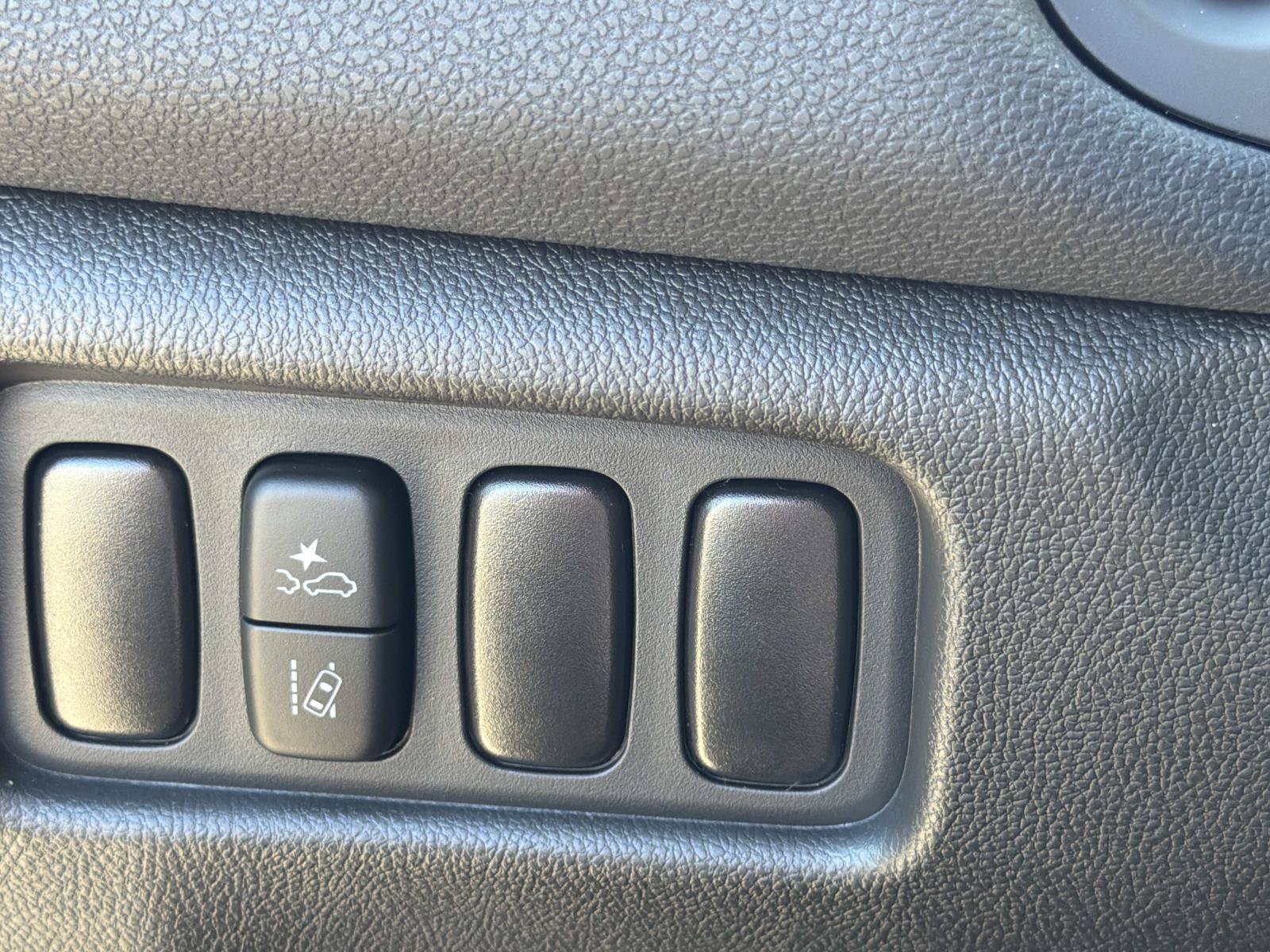 New 2027 Mitsubishi Outlander Sport FWD image 29