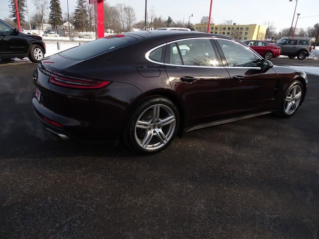 Used 2020 Porsche Panamera image 3