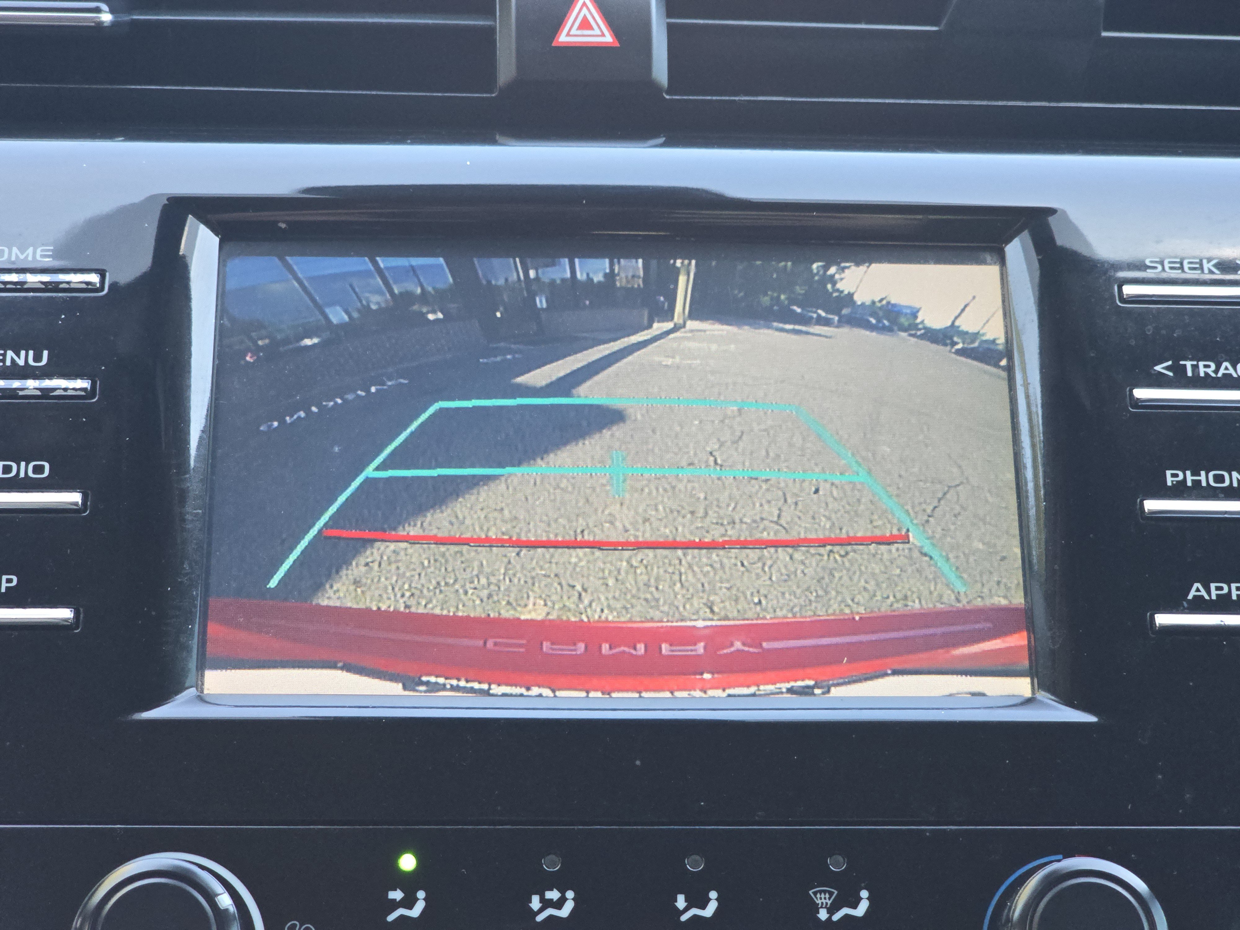 Used 2019 Toyota Camry LE FWD image 12