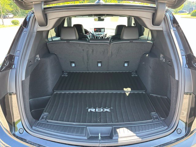Used 2023 Acura RDX w/ Advance Package FWD image 30