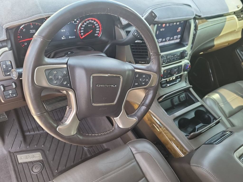 Used 2016 GMC Yukon Denali w/ Open Road Package AWD/4WD image 16