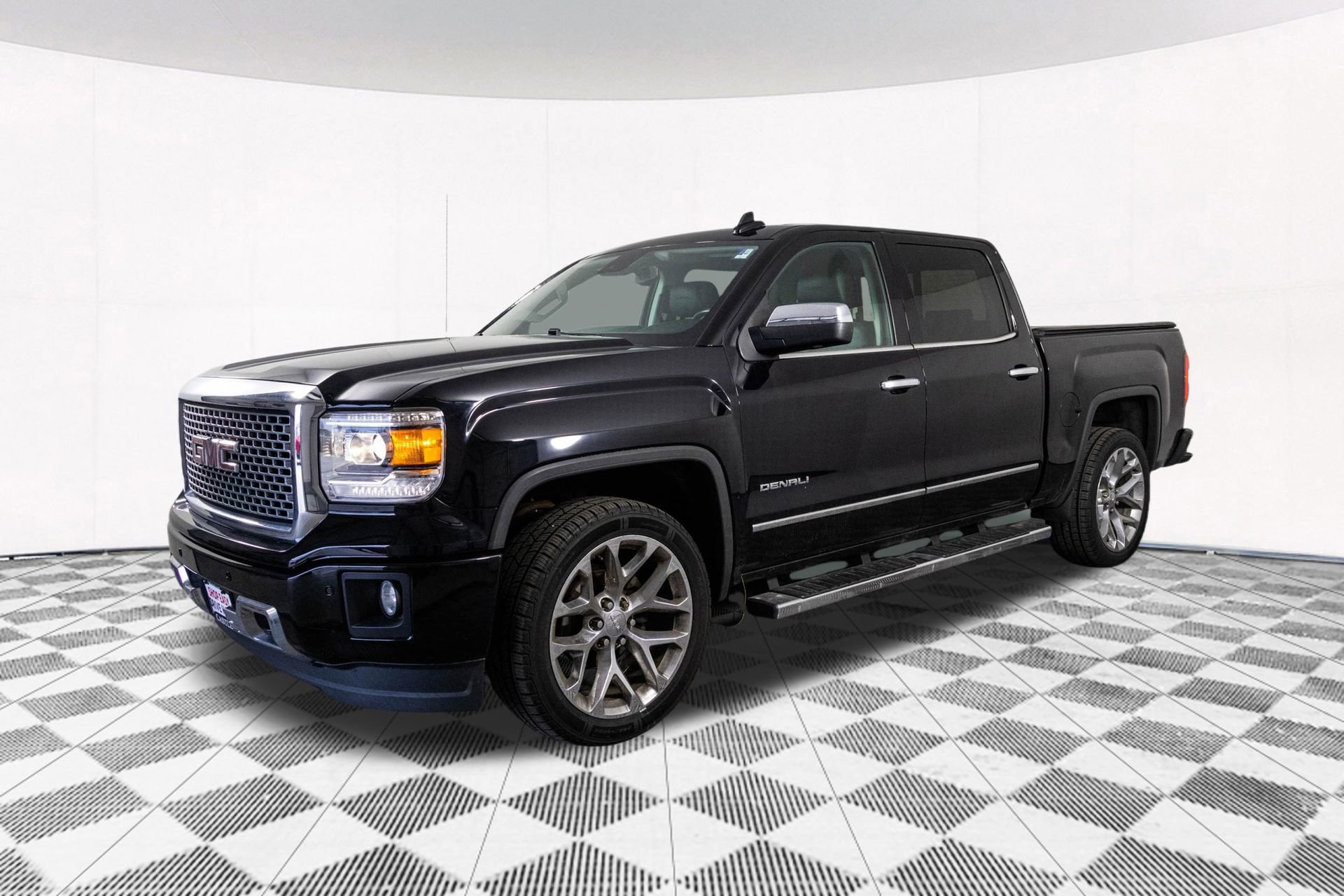 Used 2015 GMC Sierra 1500 Denali w/ Driver Alert Package image 10