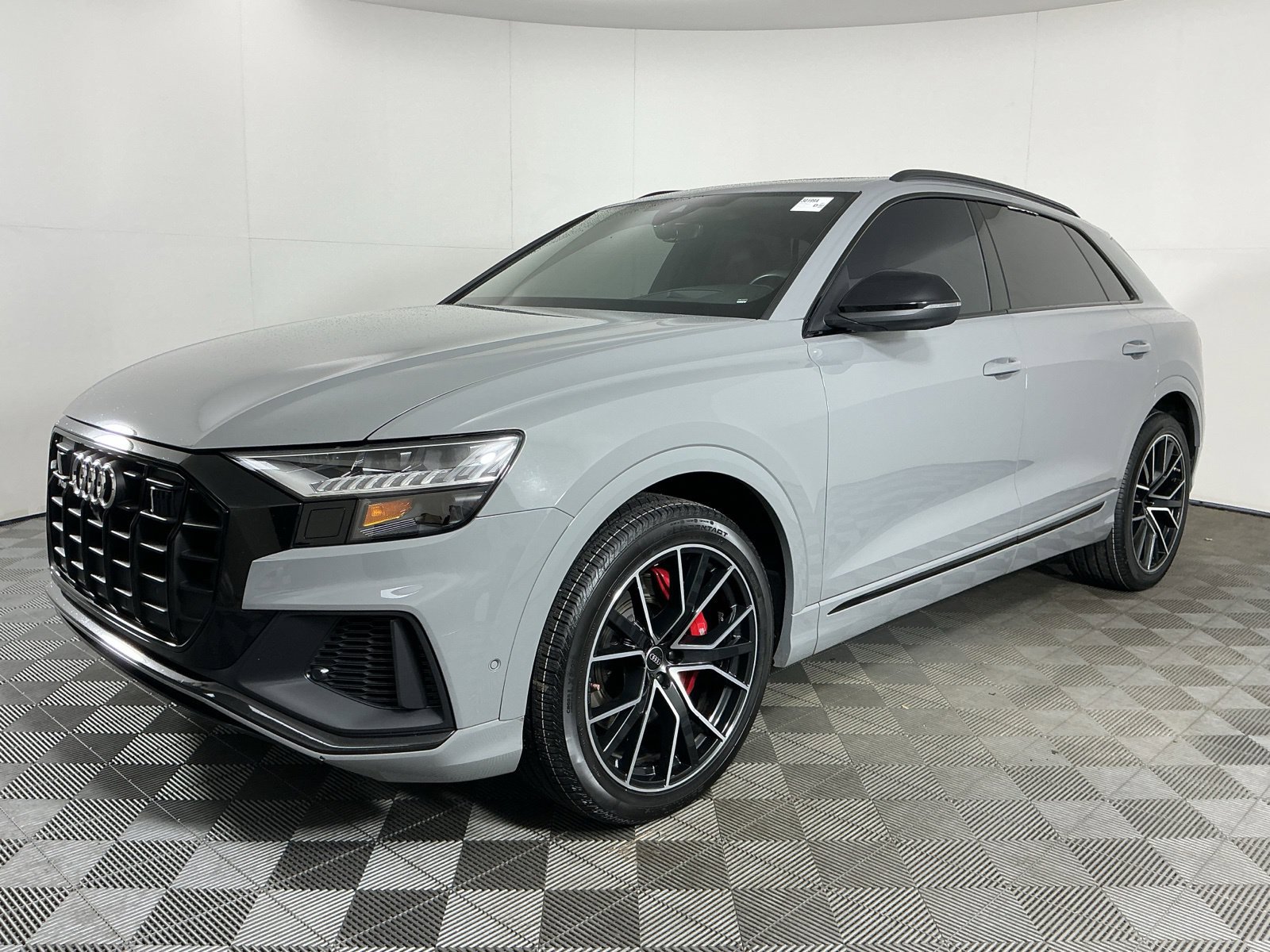 Used 2022 Audi SQ8 Prestige AWD/4WD image 3