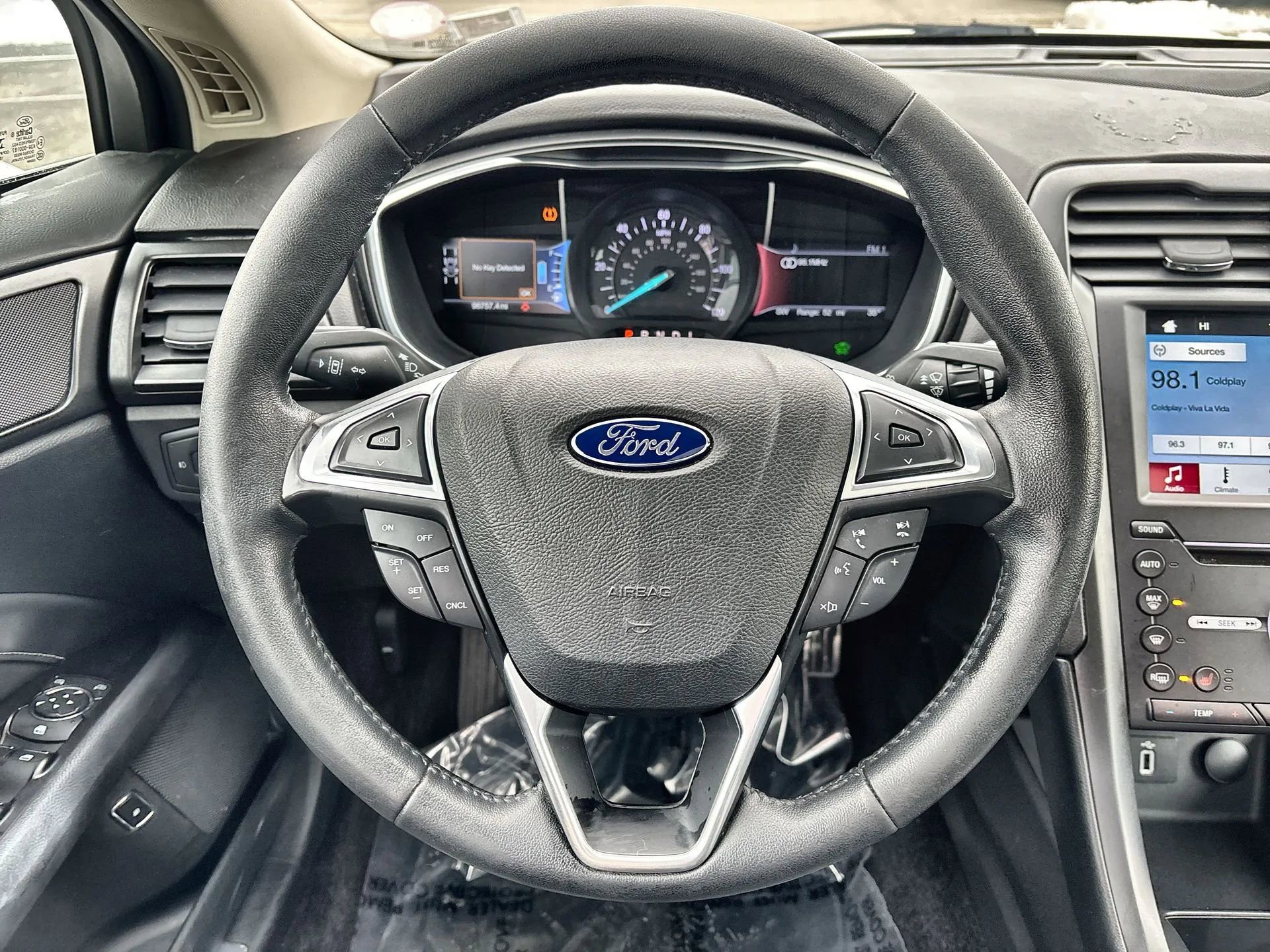 Used 2017 Ford Fusion Titanium image 11