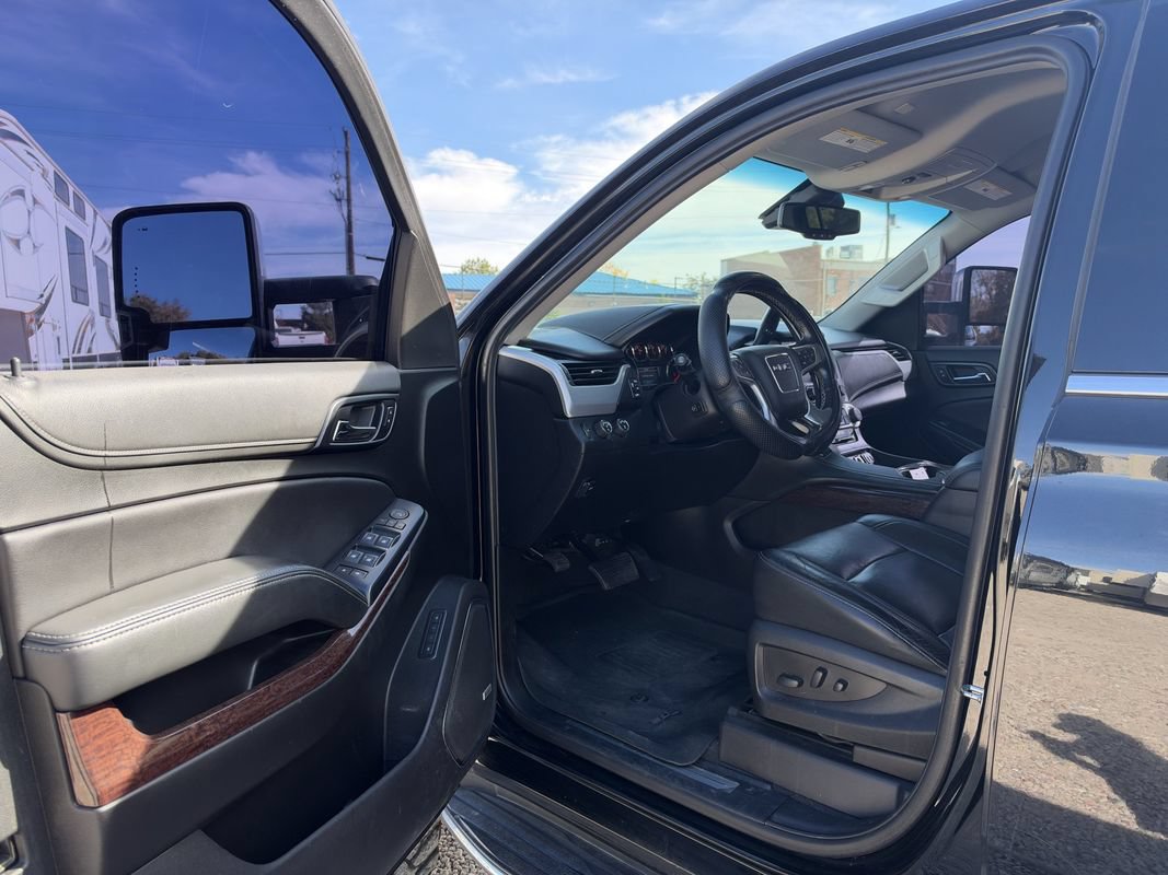 Used 2019 GMC Yukon XL SLT AWD/4WD image 13