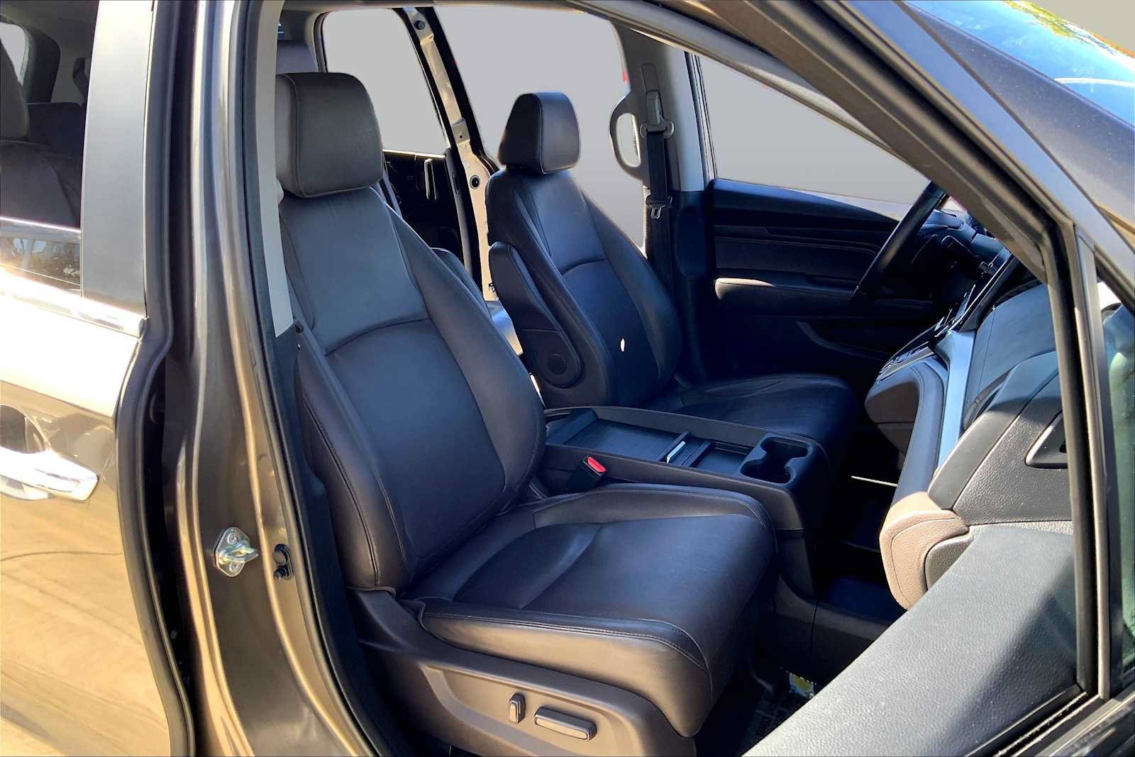 Used 2018 Honda Odyssey EX-L image 6