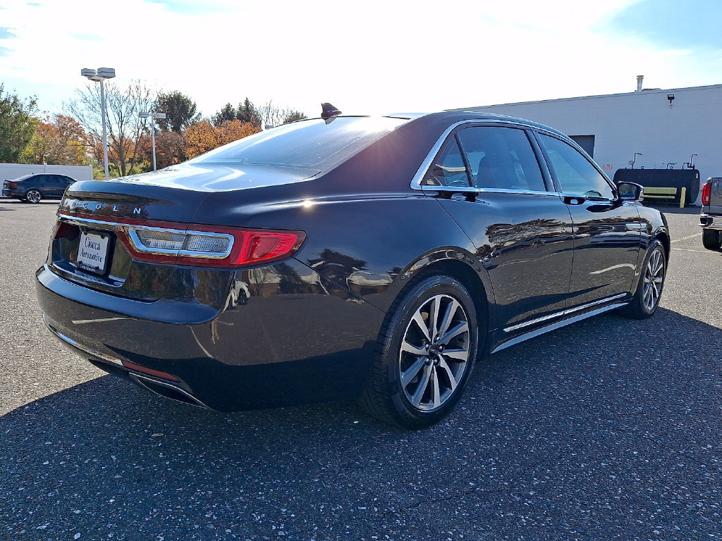 Used 2019 Lincoln Continental Premiere AWD/4WD image 7