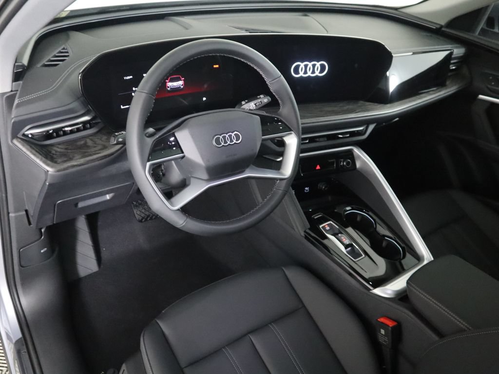Used 2025 Audi Q5 Premium w/ Convenience Package AWD/4WD image 10