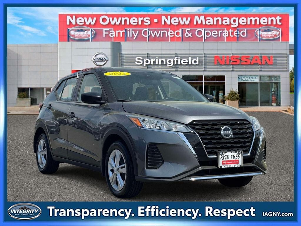 Used 2025 Nissan Kicks Play S FWD image 1