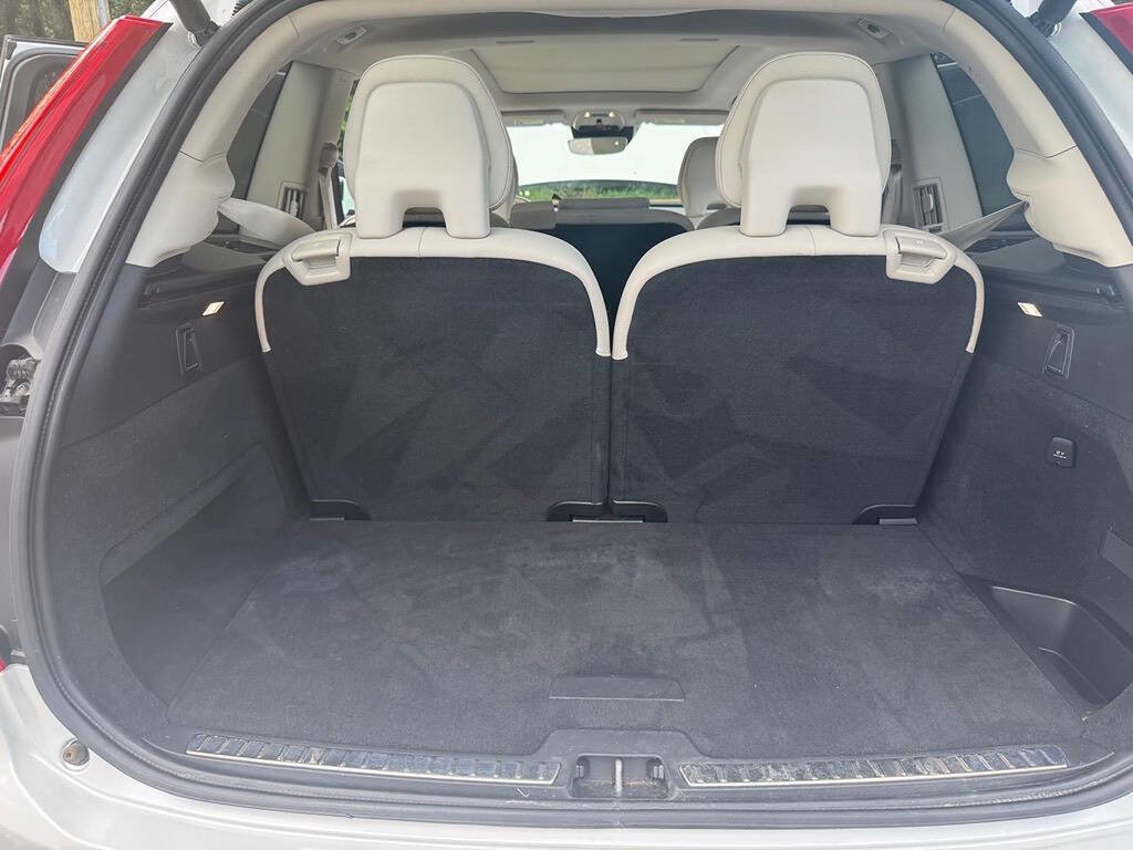 Used 2019 Volvo XC90 T6 Momentum w/ Advanced Package image 14