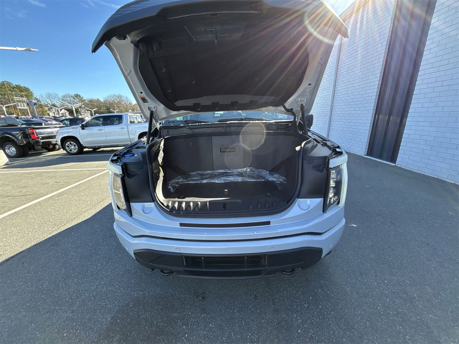 New 2025 Ford F150 Lightning Flash image 17