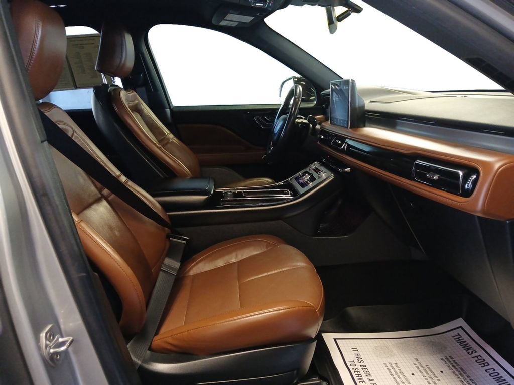 Used 2022 Lincoln Aviator Reserve w/ Elements Package Plus RWD image 18