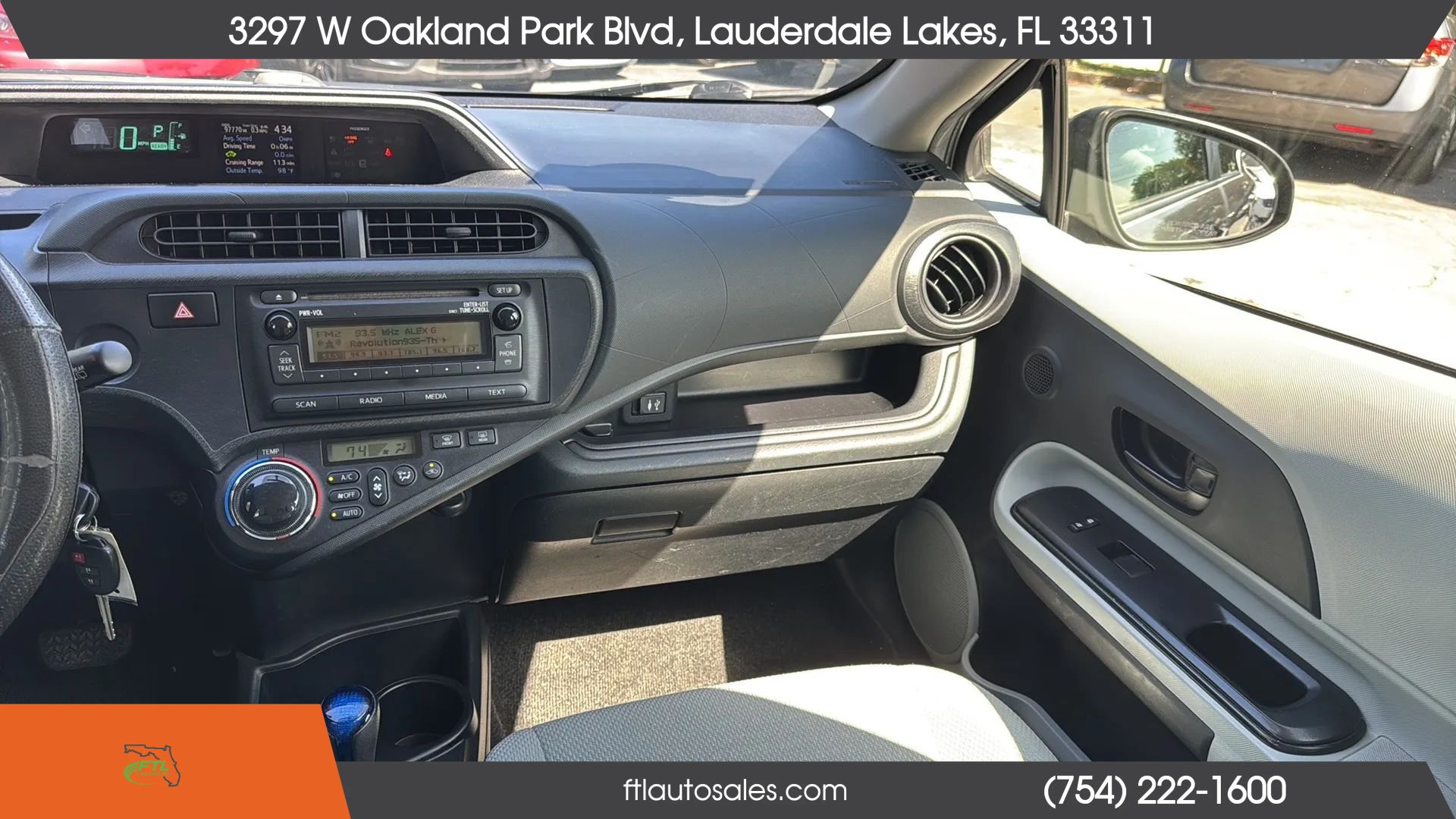 Used 2013 Toyota Prius C One FWD image 28