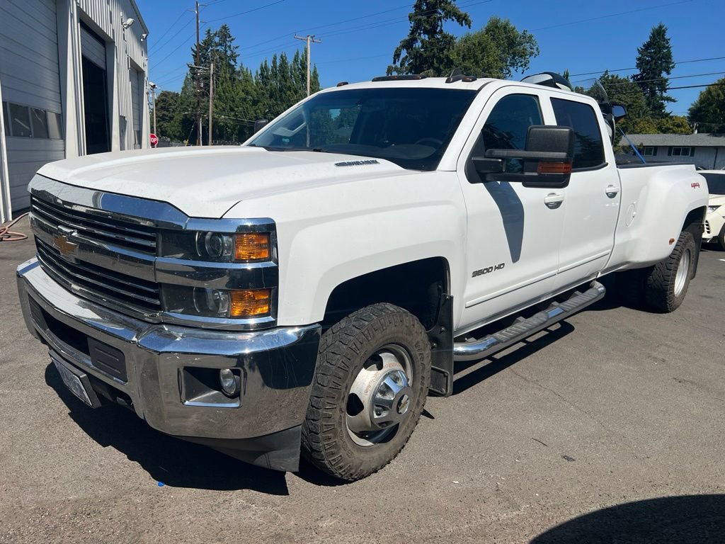 Used 2015 Chevrolet Silverado 3500 LT AWD/4WD image 2