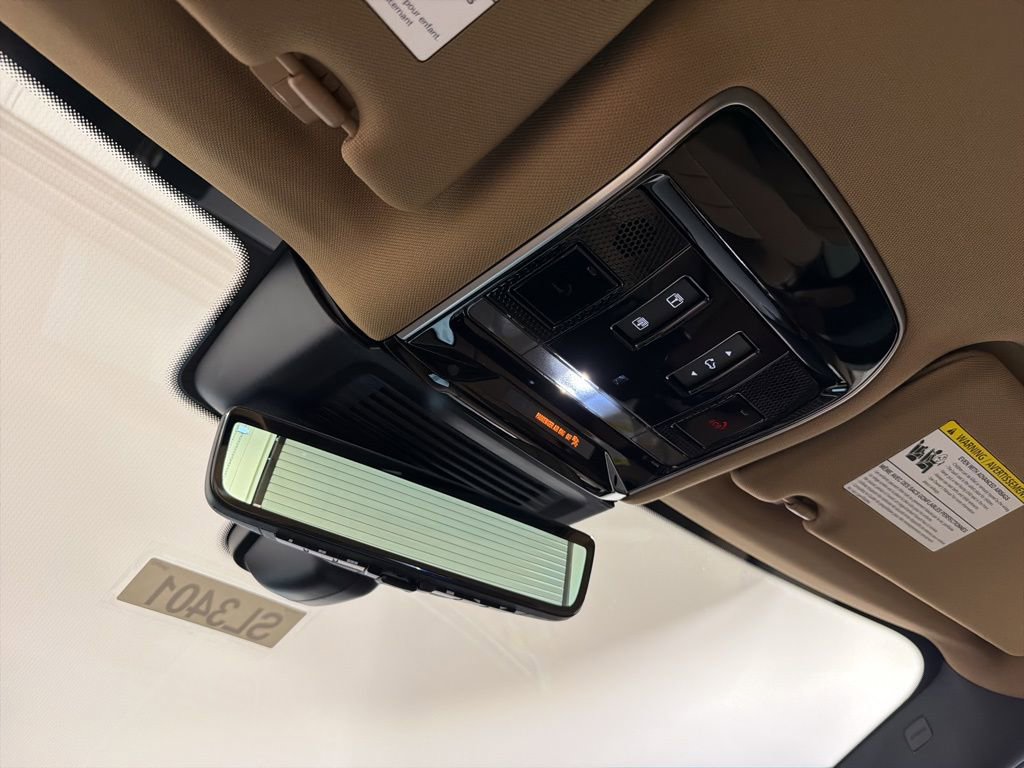 New 2026 Land Rover Range Rover SE image 18