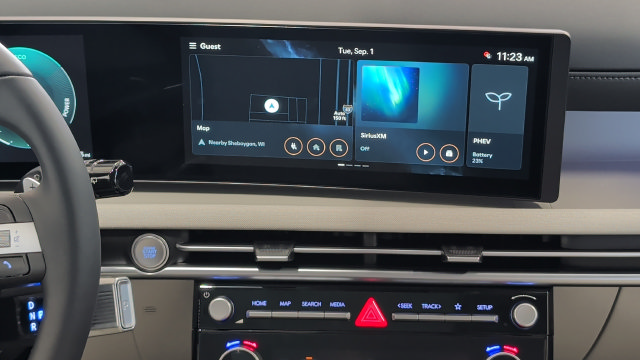 New 2026 Hyundai Tucson Limited AWD/4WD image 15