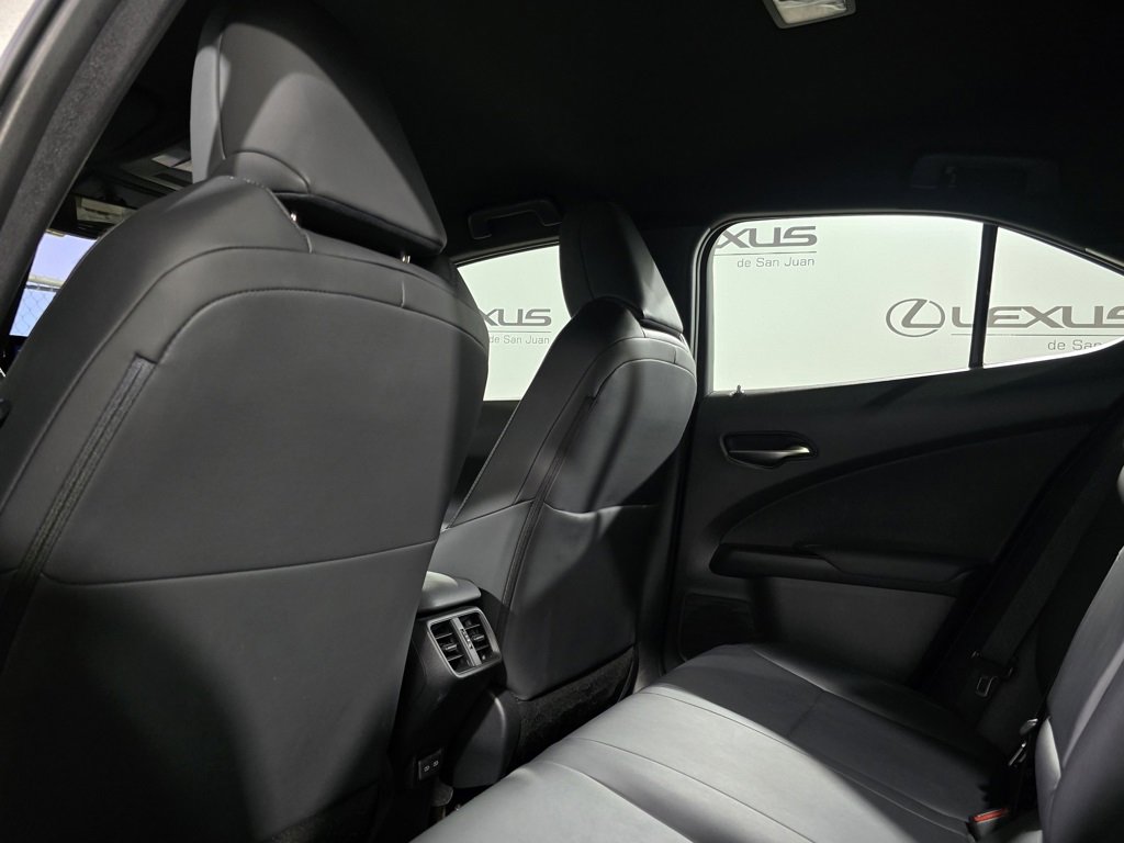 Used 2023 Lexus UX 250h FWD image 26