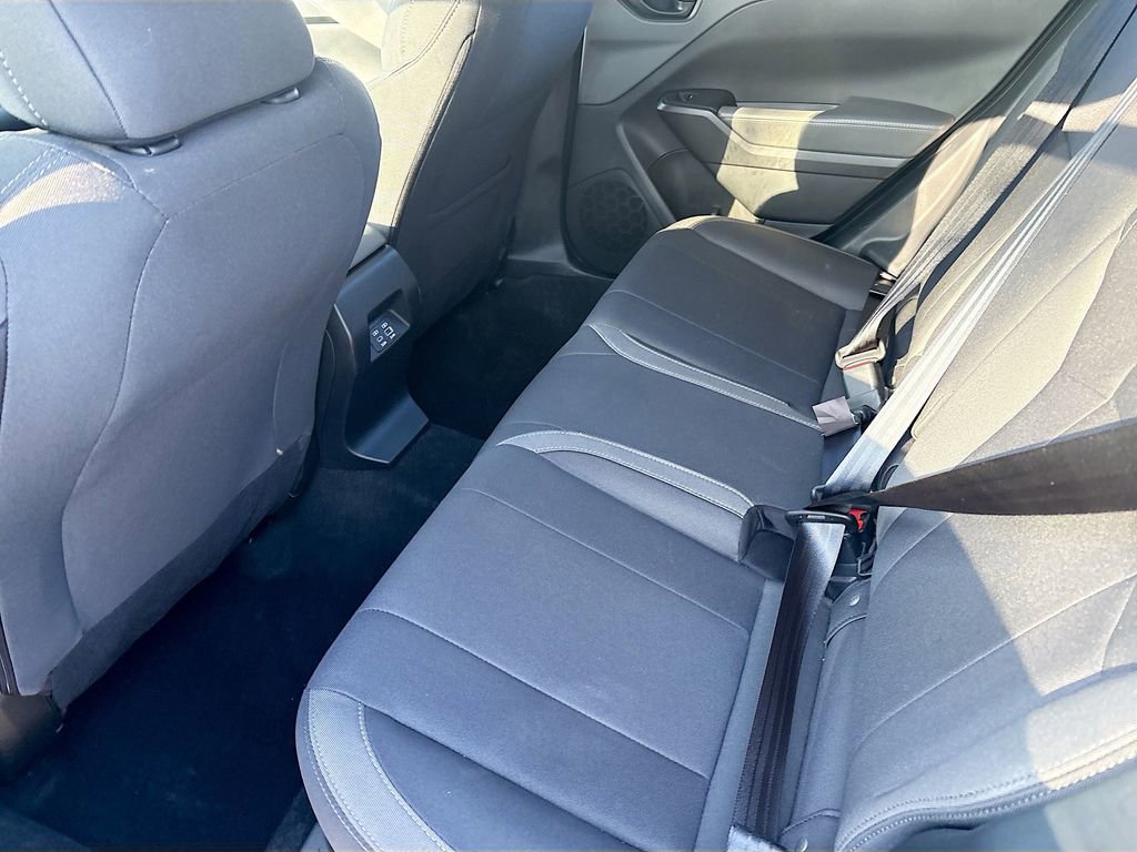 Used 2025 Subaru Crosstrek 2.0i Premium image 24