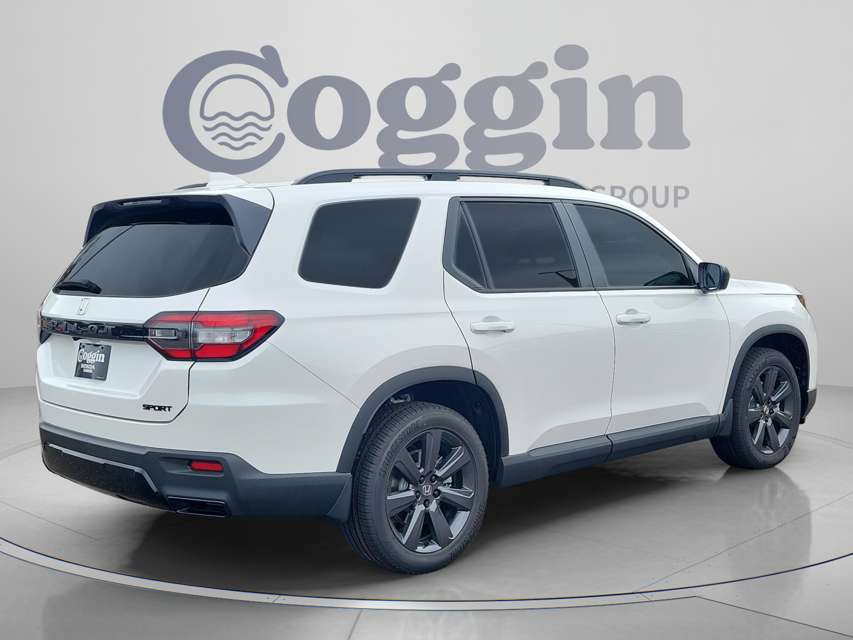 New 2026 Honda Pilot Sport image 5