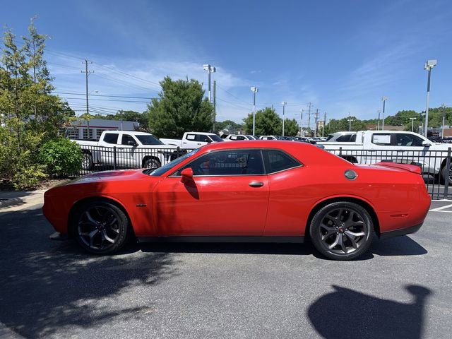 Used 2019 Dodge Challenger R/T RWD image 5