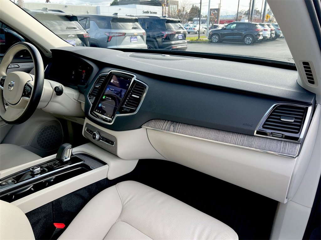 Used 2024 Volvo XC90 B6 Plus w/ Protection Package Premier image 23