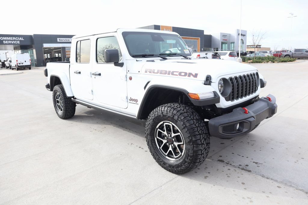 New 2026 Jeep Gladiator Rubicon w/ Steel Power Dome Hood Package