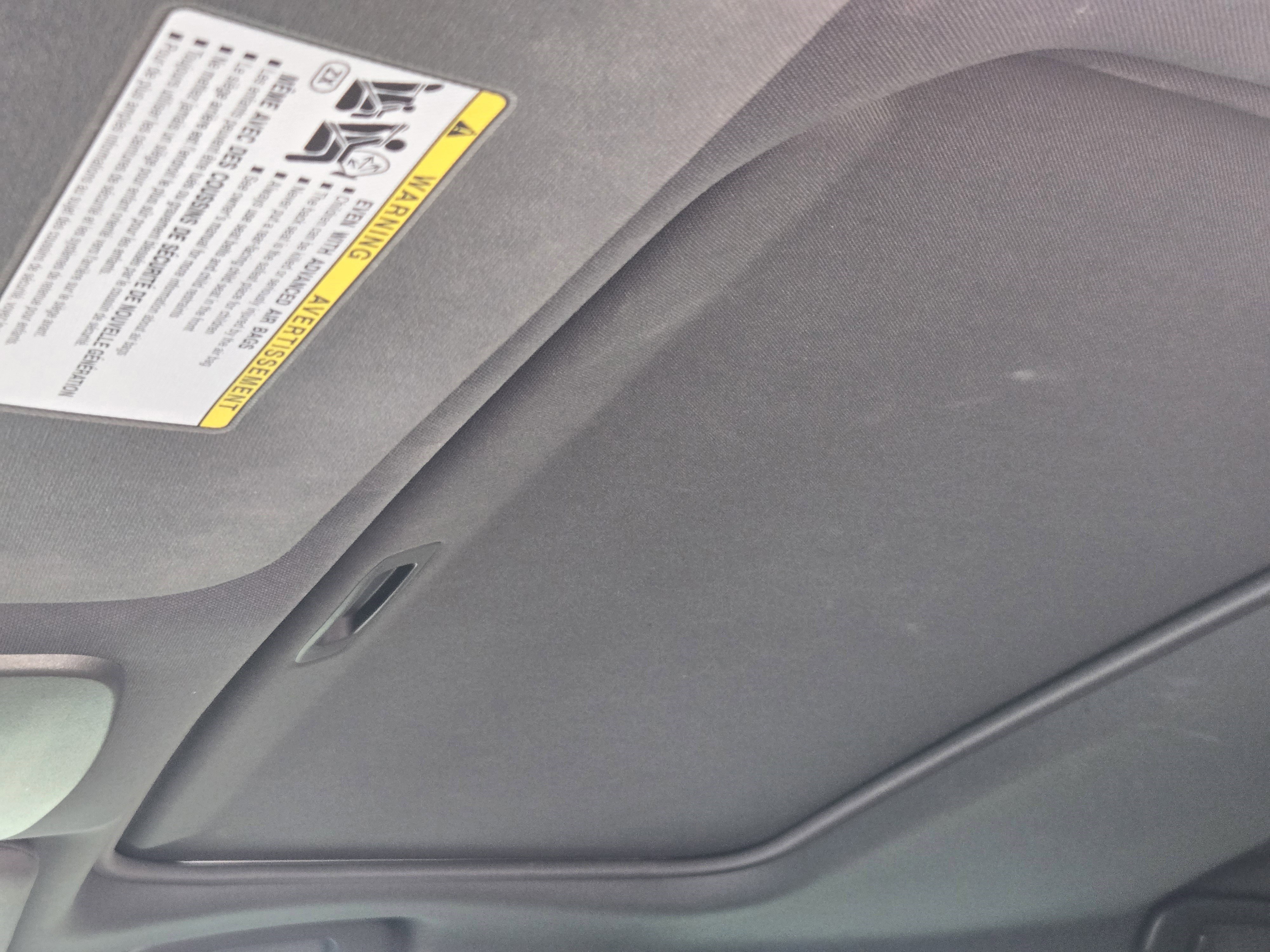 Used 2022 Toyota Avalon Limited image 19