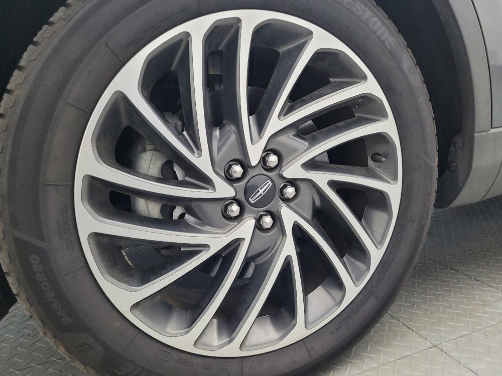 Used 2019 Lincoln Nautilus Reserve FWD image 31