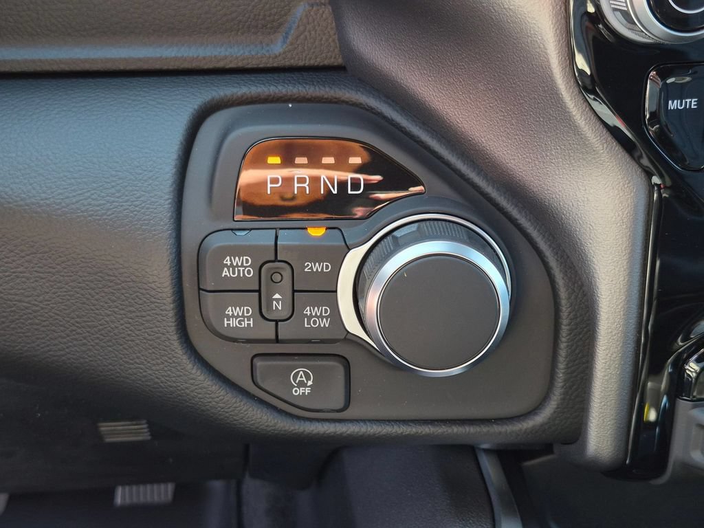 New 2026 RAM 1500 Big Horn AWD/4WD image 20