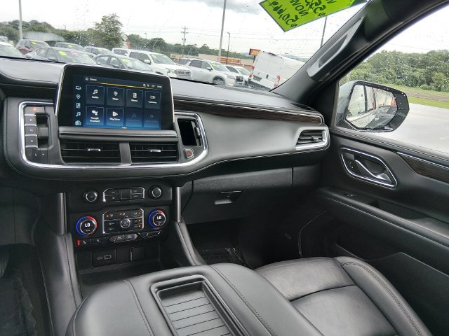 Used 2024 Chevrolet Suburban LT AWD/4WD image 11