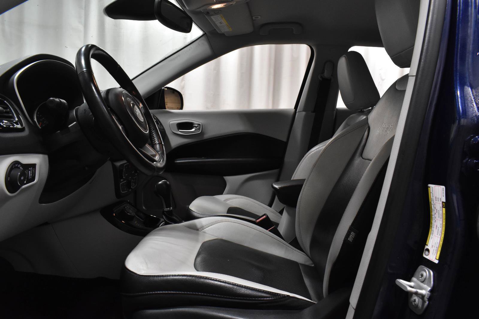 Used 2019 Jeep Compass Limited image 4